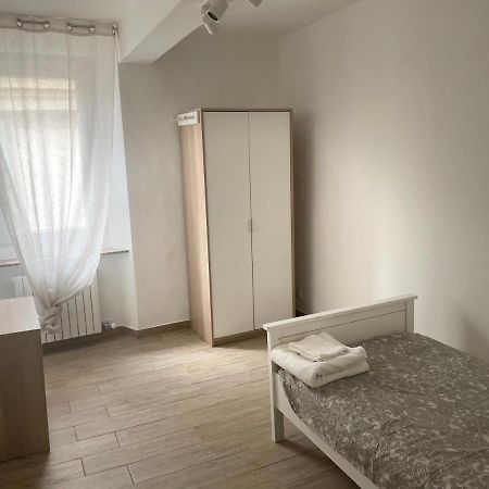 Al Battistero Apartment Parma Ngoại thất bức ảnh